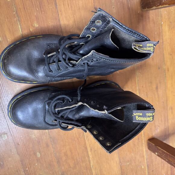 Dr. Martens 1460 Made in England Vintage 90s Black Greasy Combat Boots UK 4 US 5 main image 6